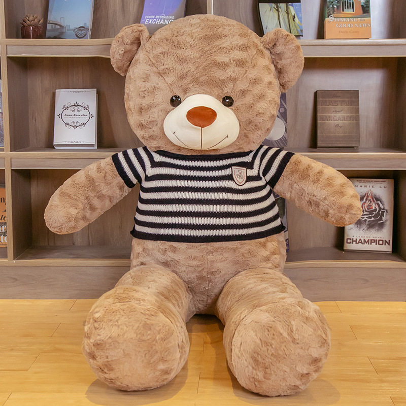 Big Hugging Teddy Bear - Image 6