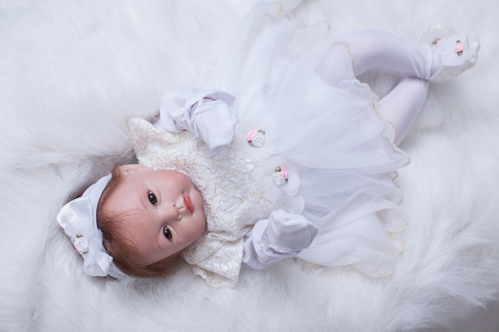 Vinyl Plastic Realistic Dolls - Image 2